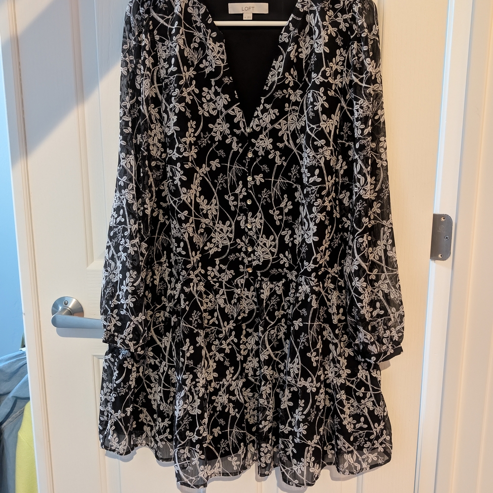 LOFT Black and White Floral Dress